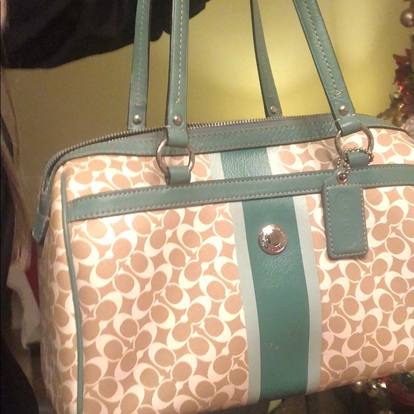 Coach hand bag - Picture 6 of 8